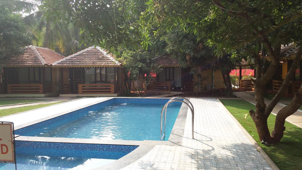 Antara Goa Marmagao Bagian luar foto