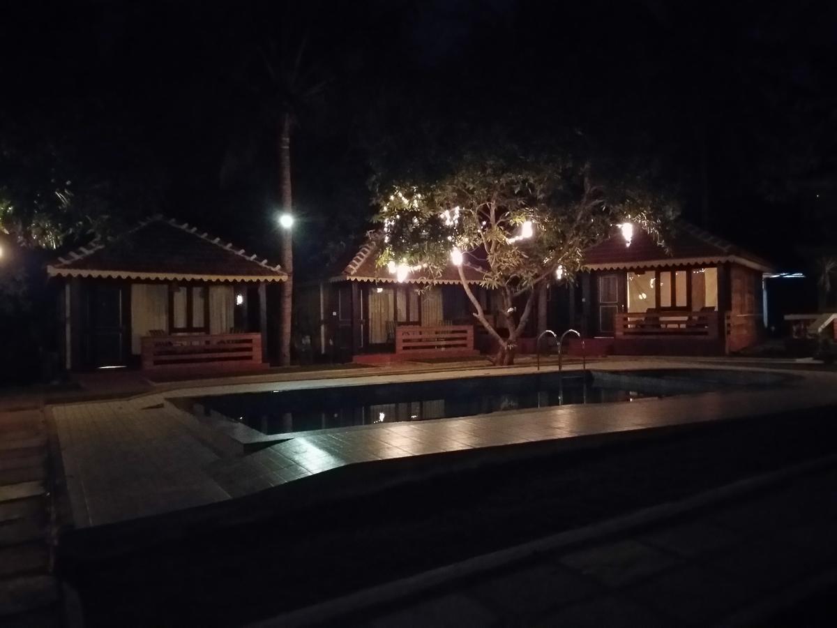 Antara Goa Marmagao Bagian luar foto