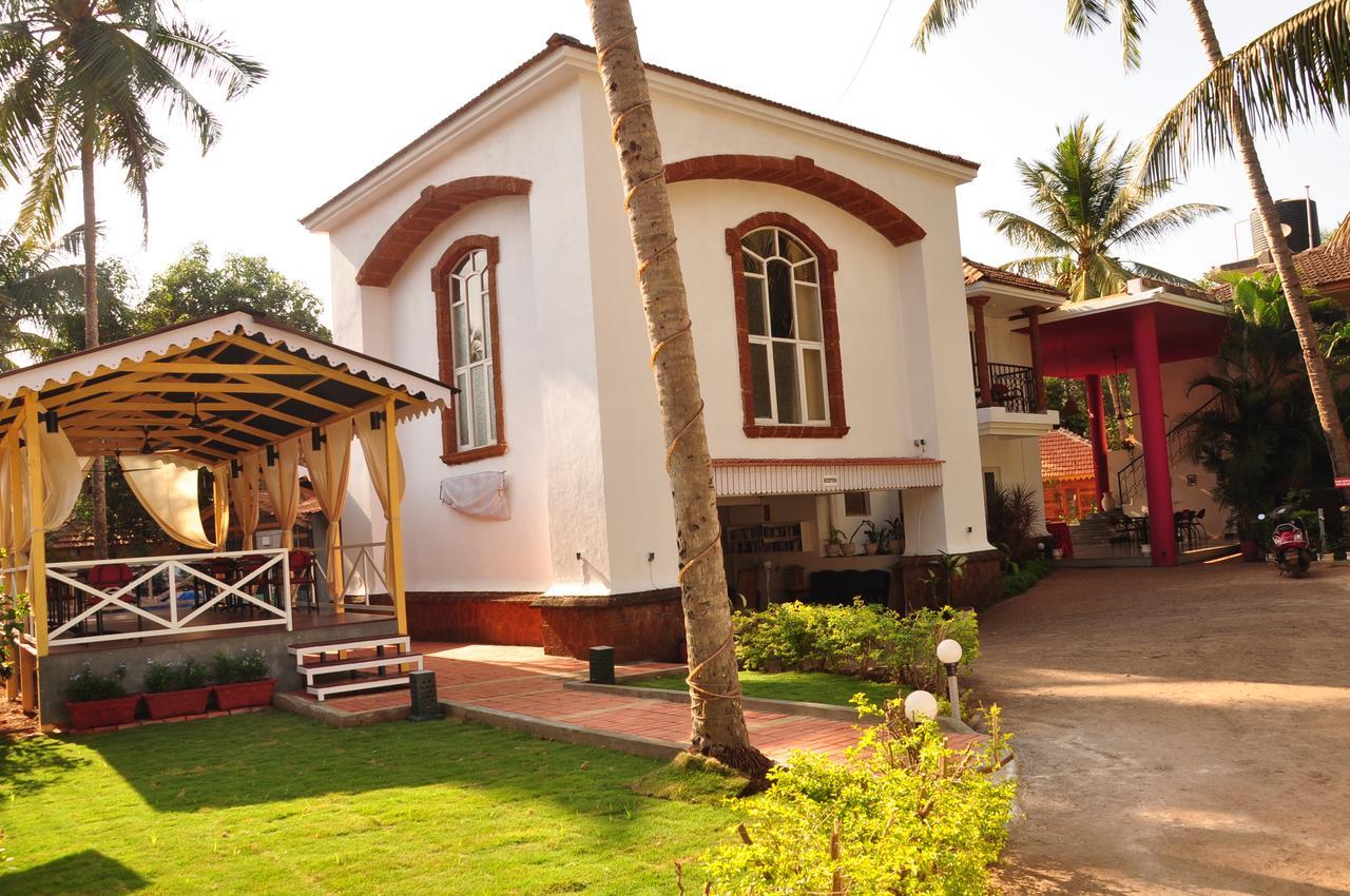 Antara Goa Marmagao Bagian luar foto